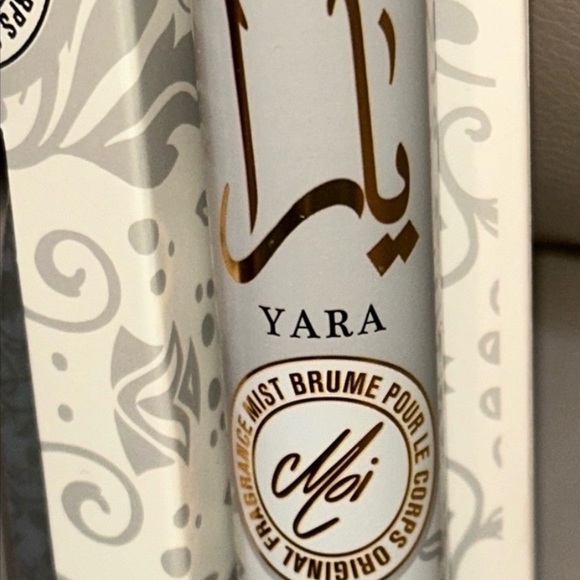Yara White & Gold Women's Hand Cream and Eau de Toilette Set - Picture 5 of 5